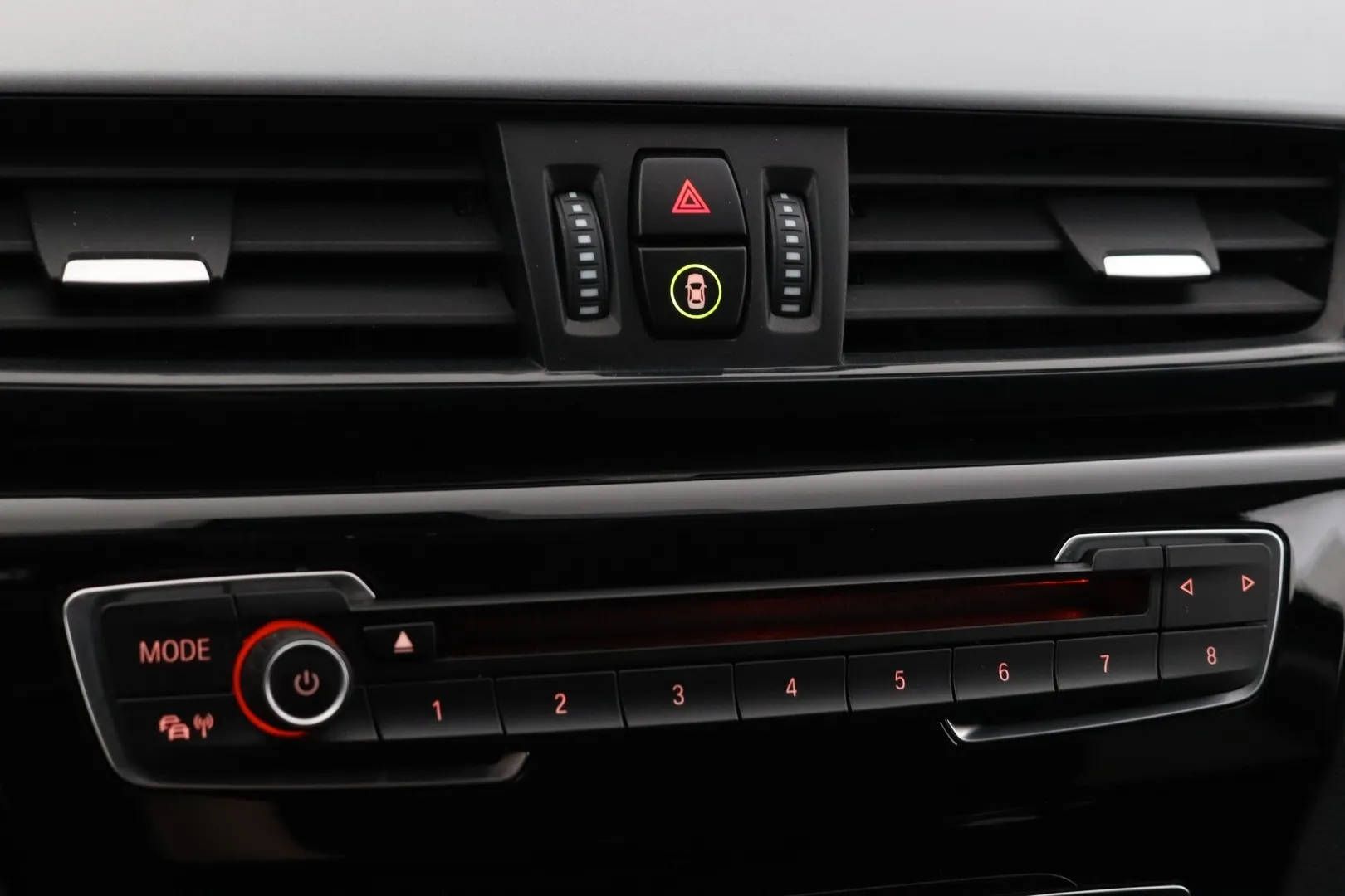 BMW X1 FLZ-445 carousel image