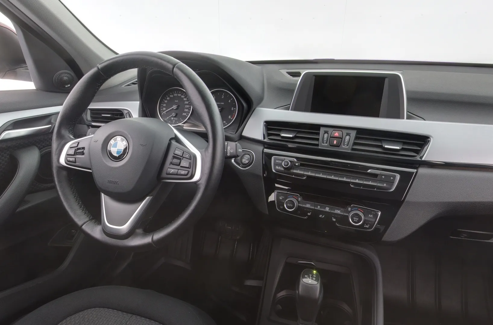 BMW X1 FLZ-445 carousel image