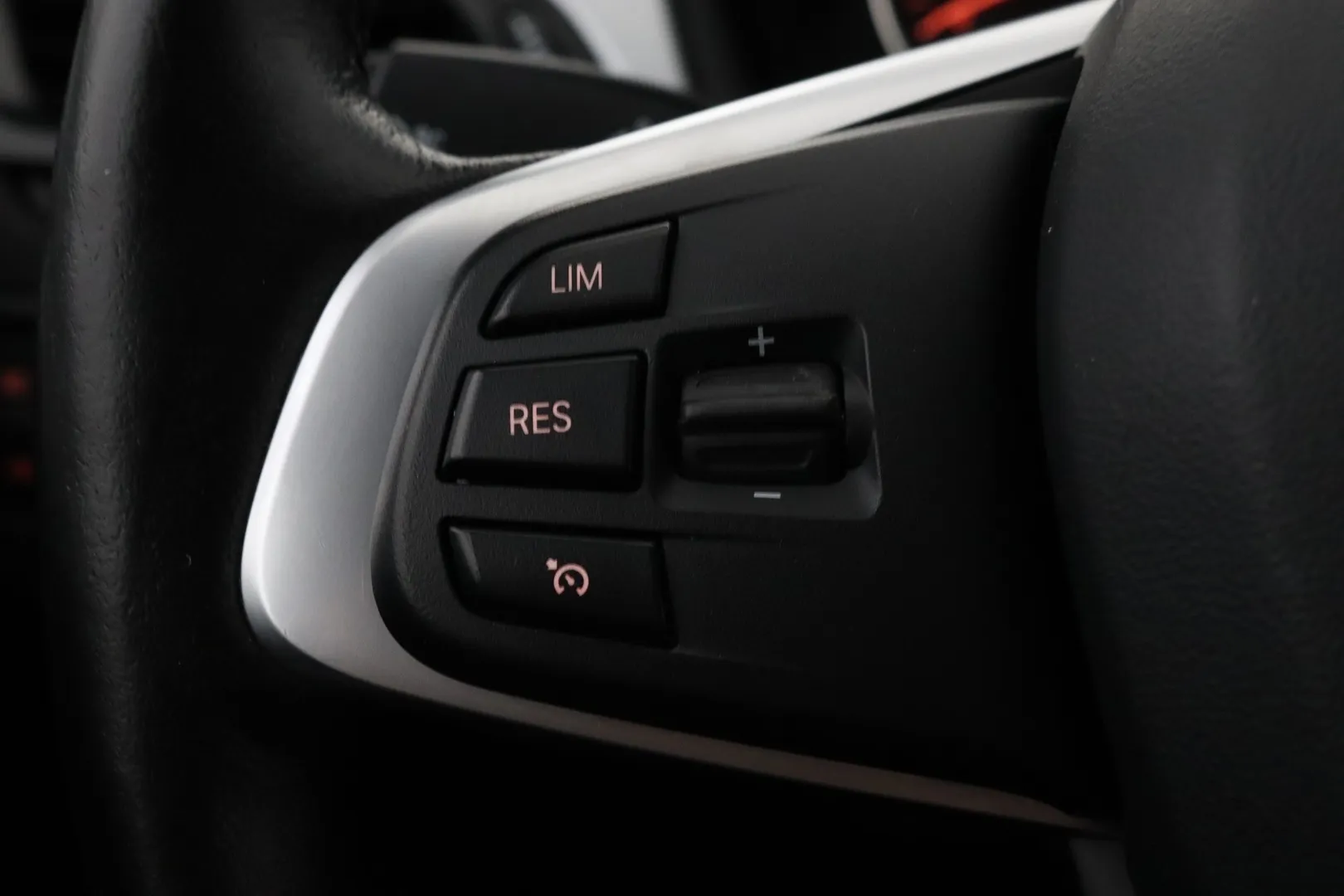 BMW X1 FLZ-445 carousel image