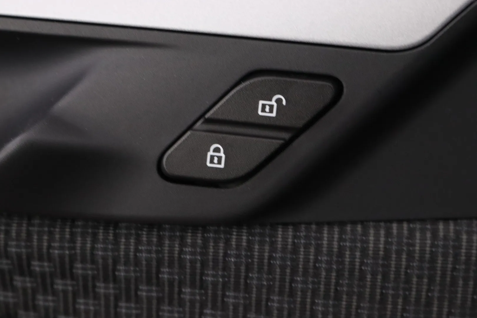 BMW X1 FLZ-445 carousel image