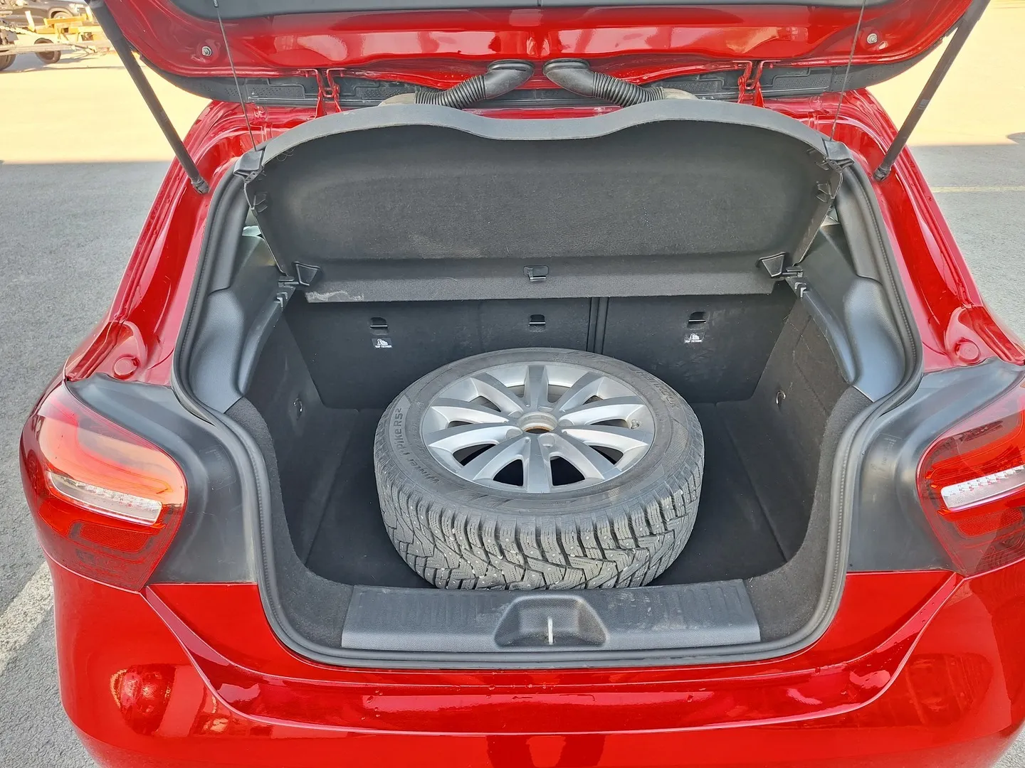 Mercedes-Benz A MVZ-493 carousel image