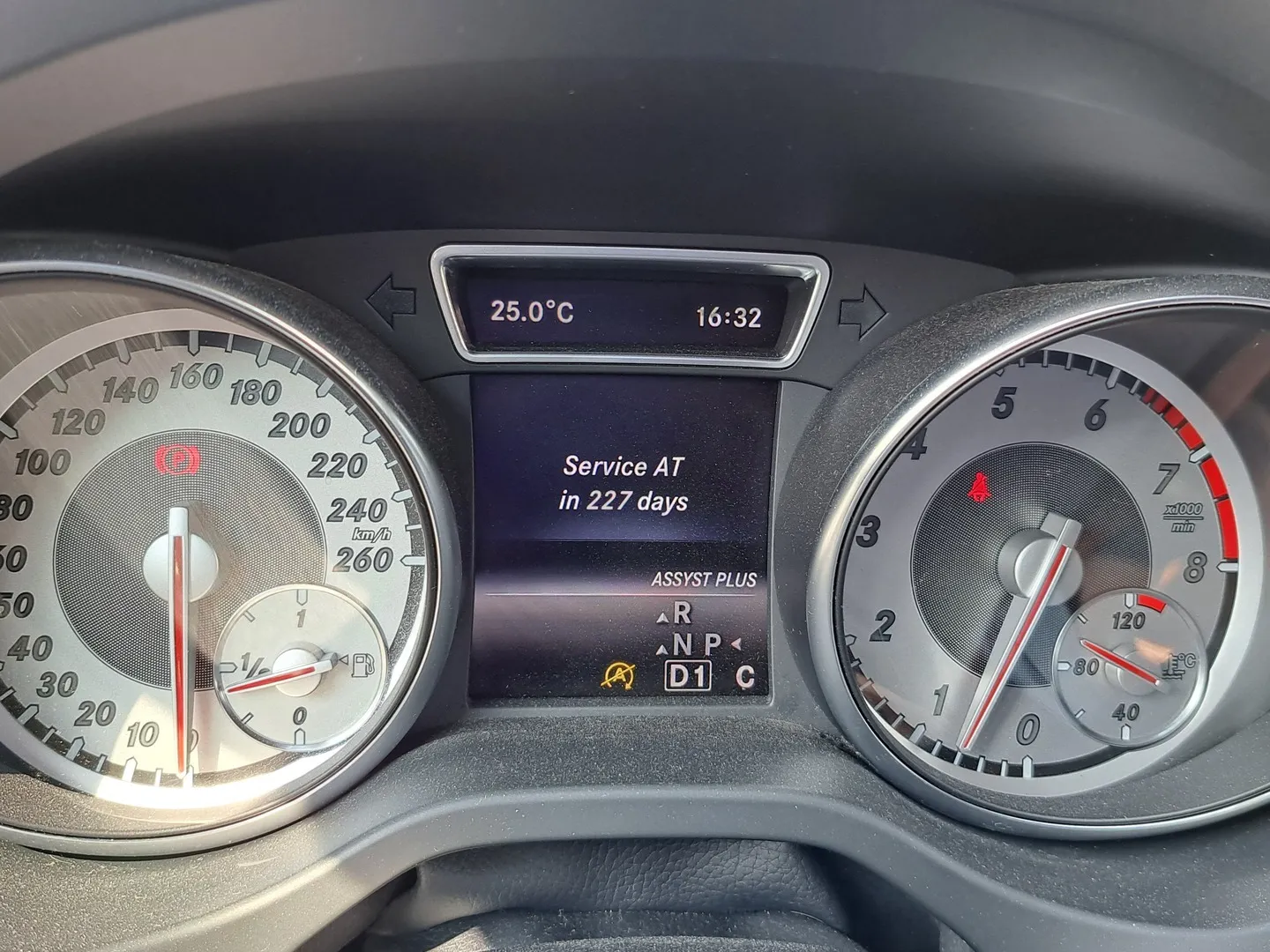 Mercedes-Benz CLA GMC-257 carousel image