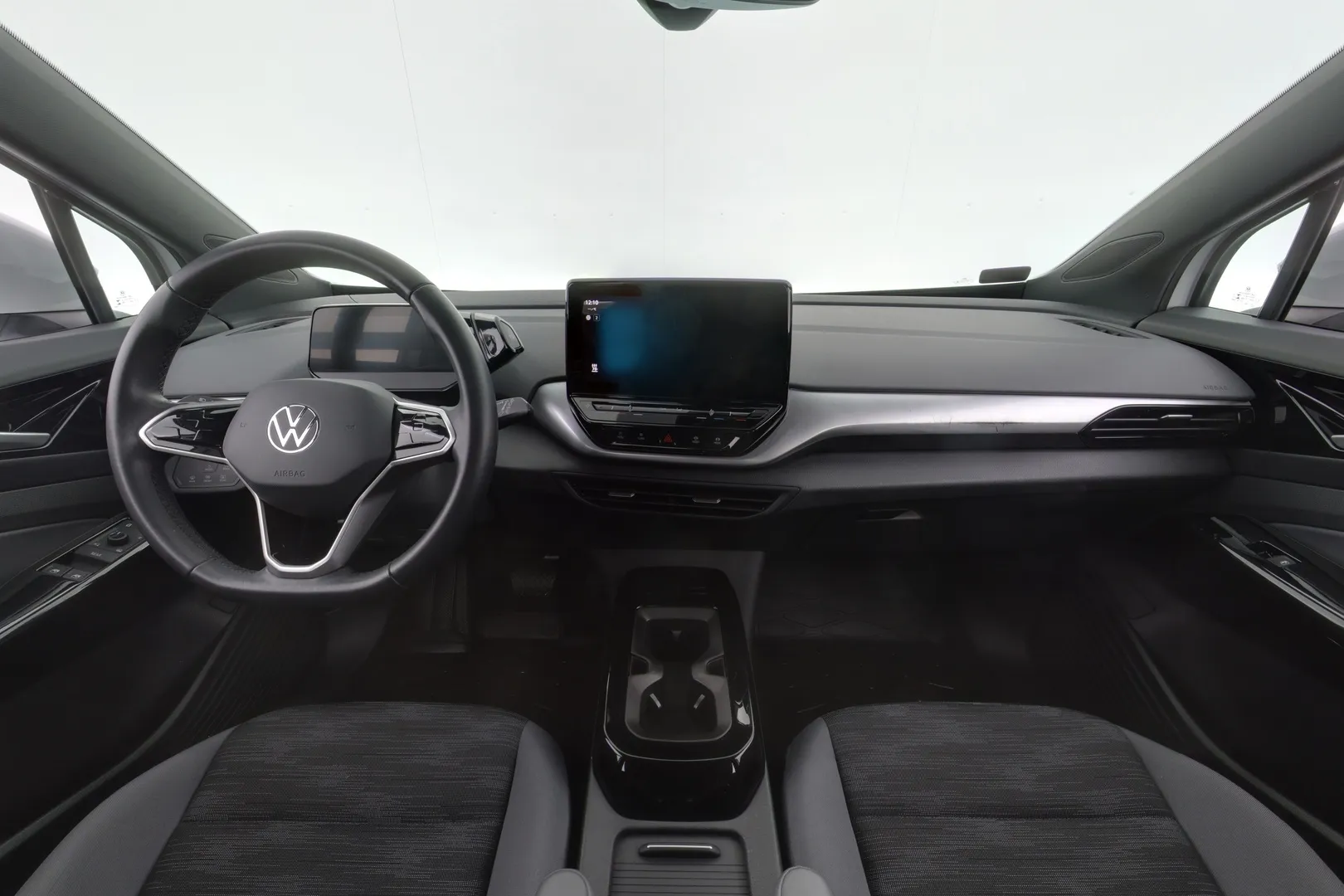 Volkswagen ID.4 YXP-797 carousel image