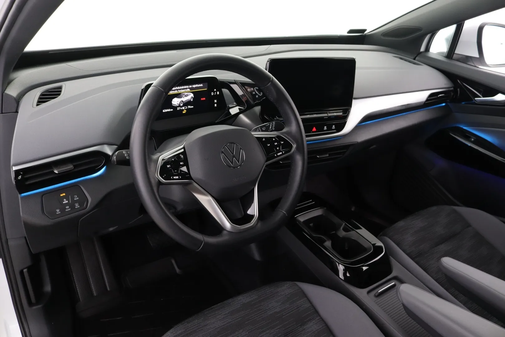 Volkswagen ID.4 YXP-797 carousel image