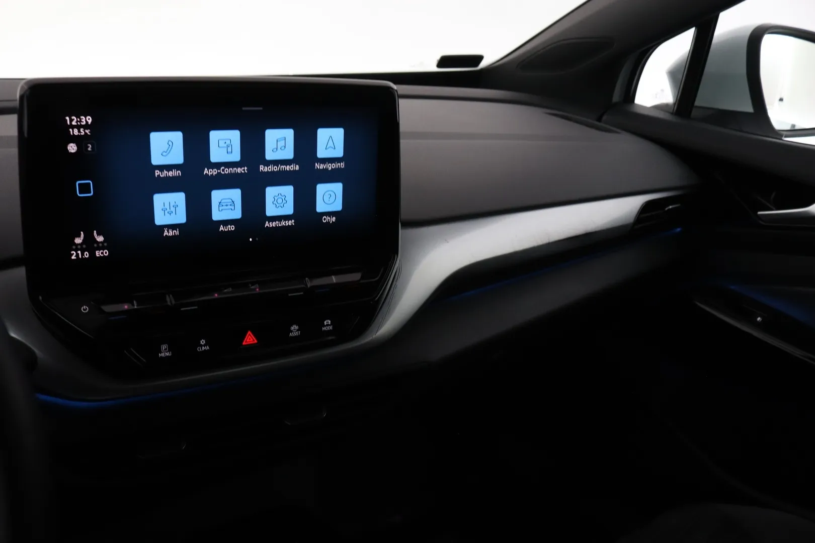 Volkswagen ID.4 YXP-797 carousel image