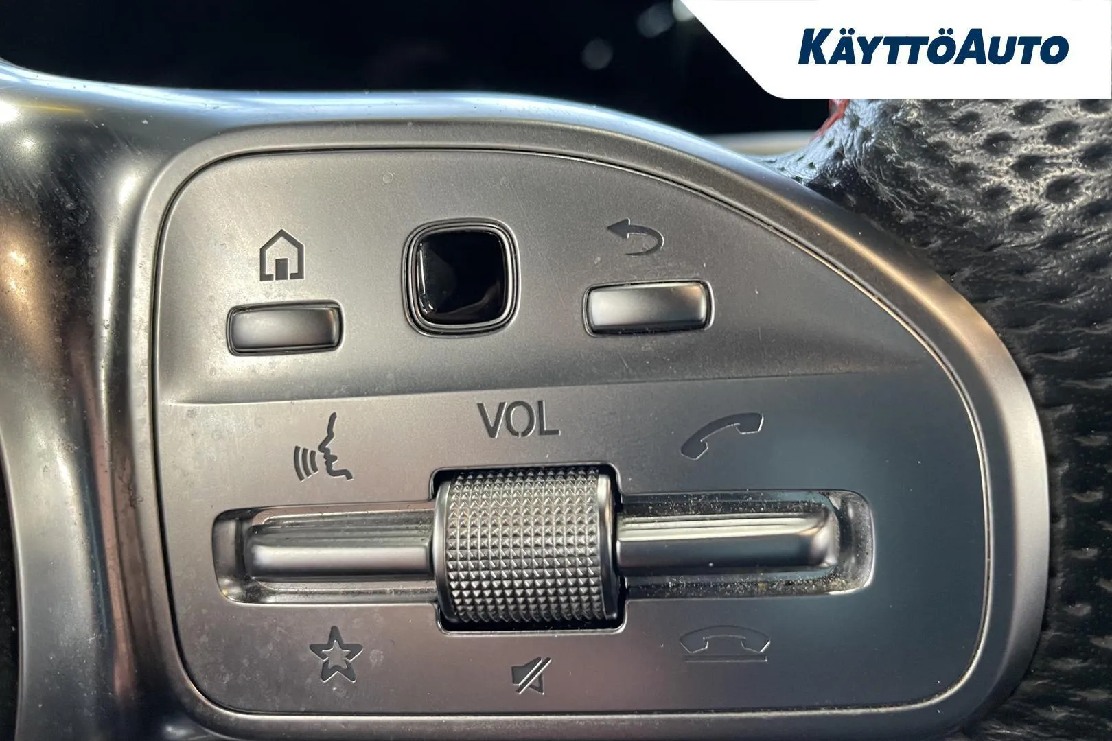 Mercedes-Benz CLA CMH-345 carousel image