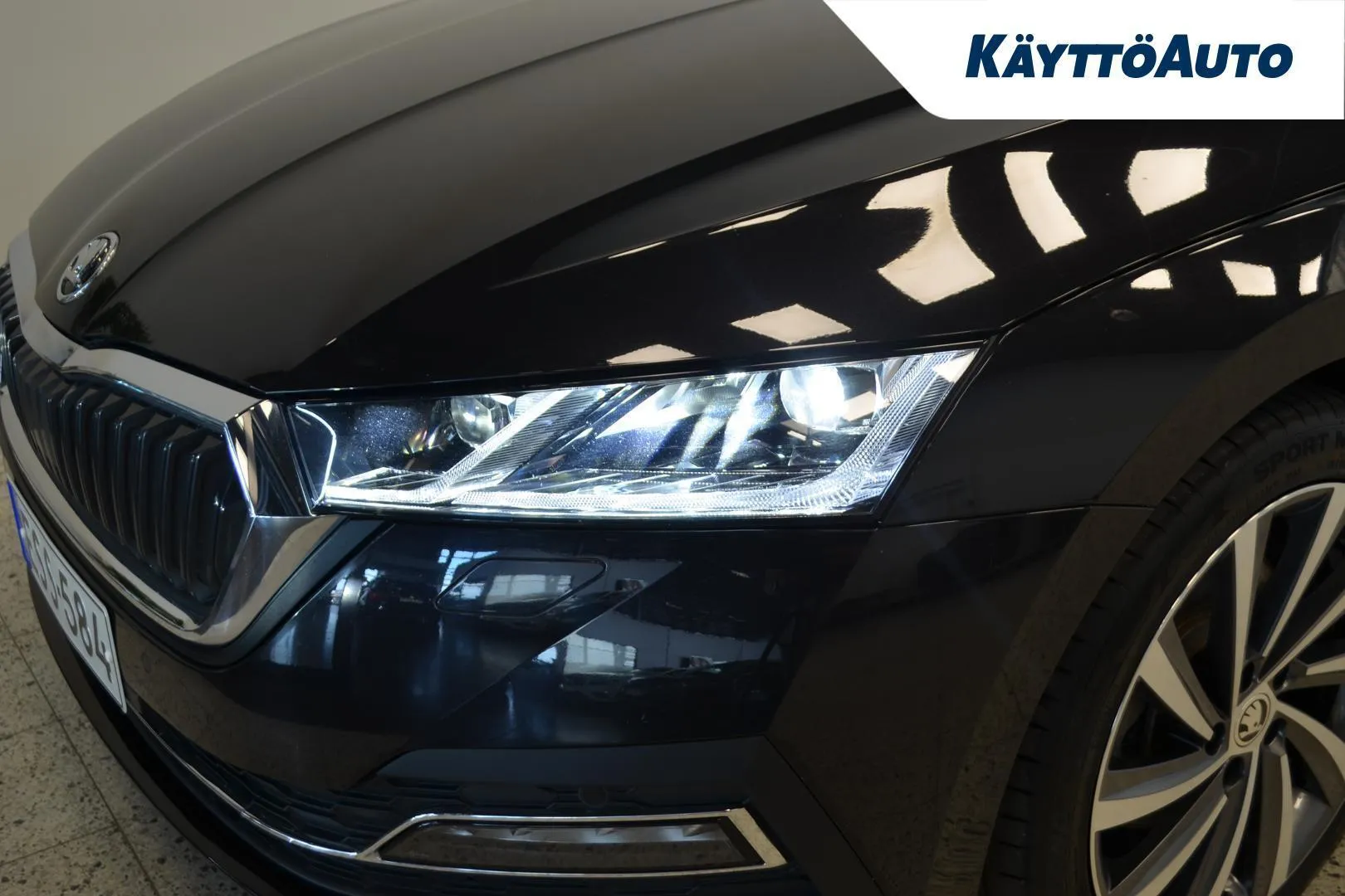 Skoda Octavia ESS-584 carousel image