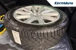 Volvo XC90 GNG-696 carousel thumbs