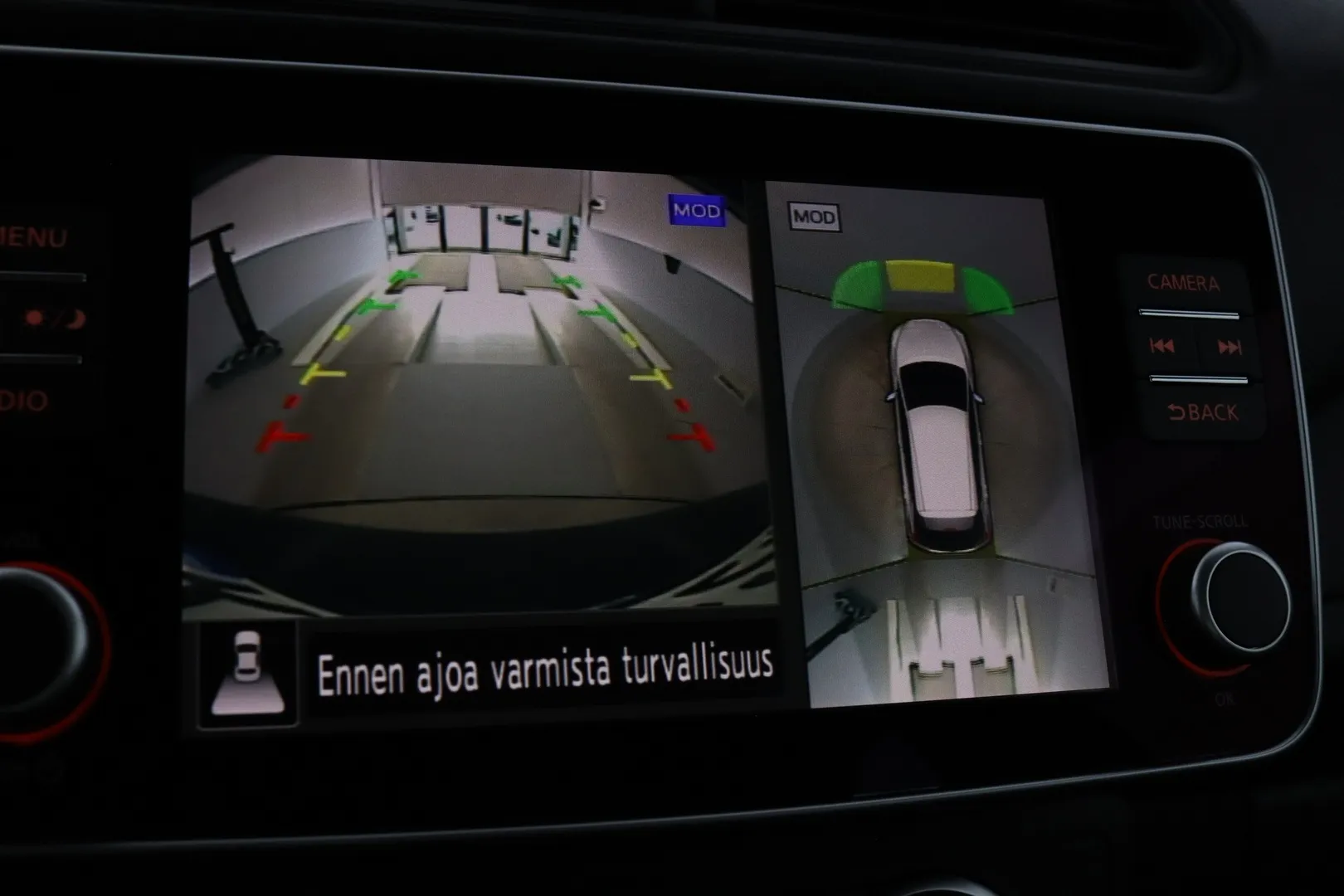 Nissan Leaf KUC-240 carousel image