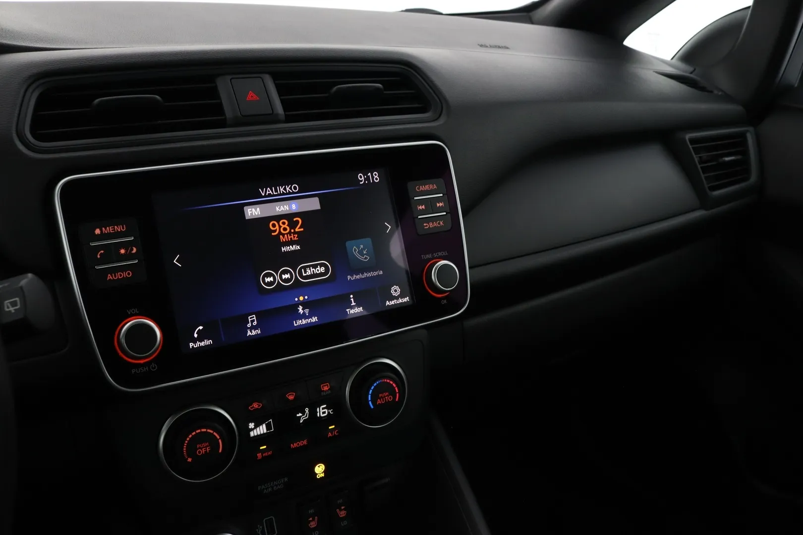 Nissan Leaf KUC-240 carousel image