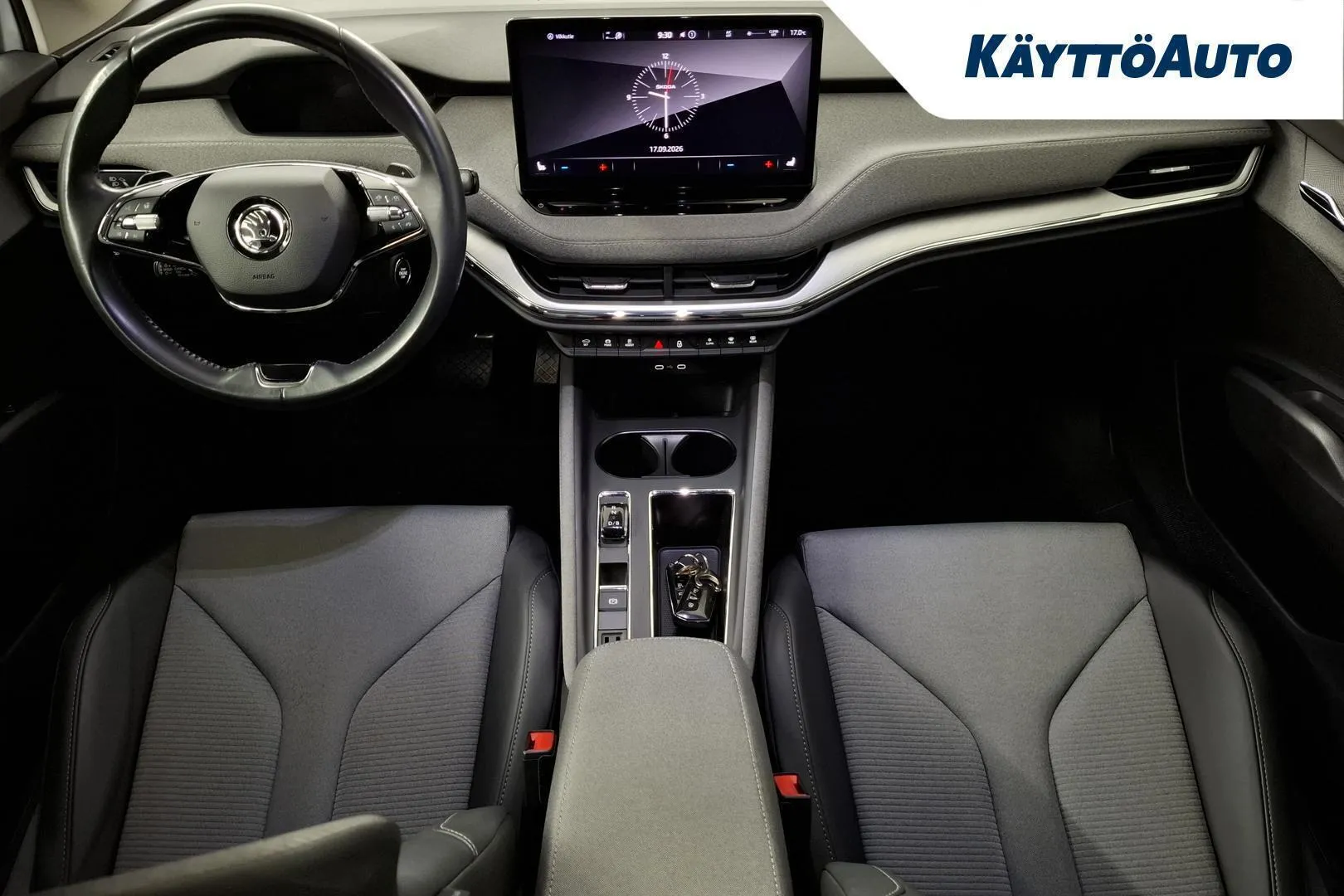 Skoda Enyaq FOX-204 carousel image