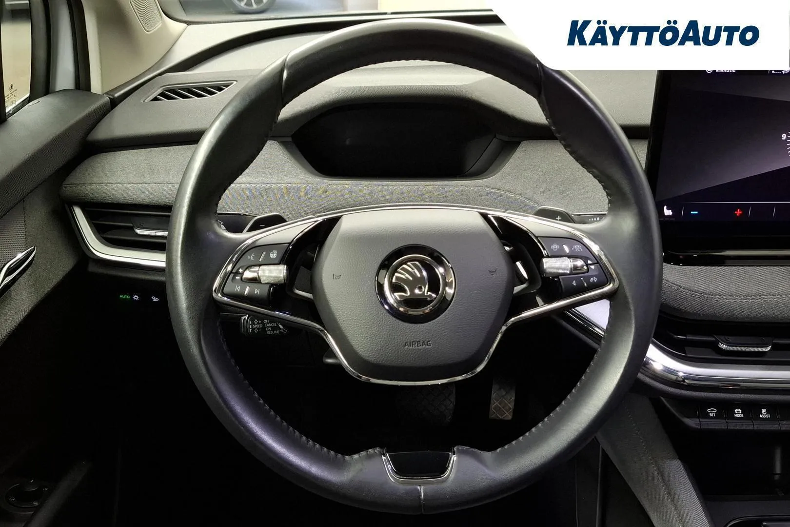 Skoda Enyaq FOX-204 carousel image