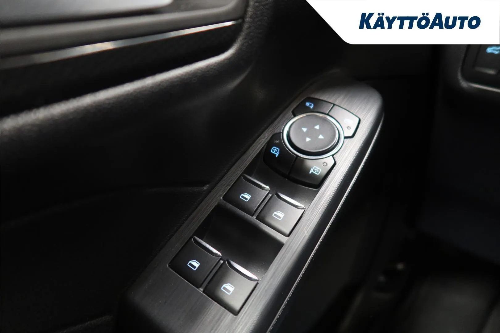 Ford Kuga CPV-883 carousel image