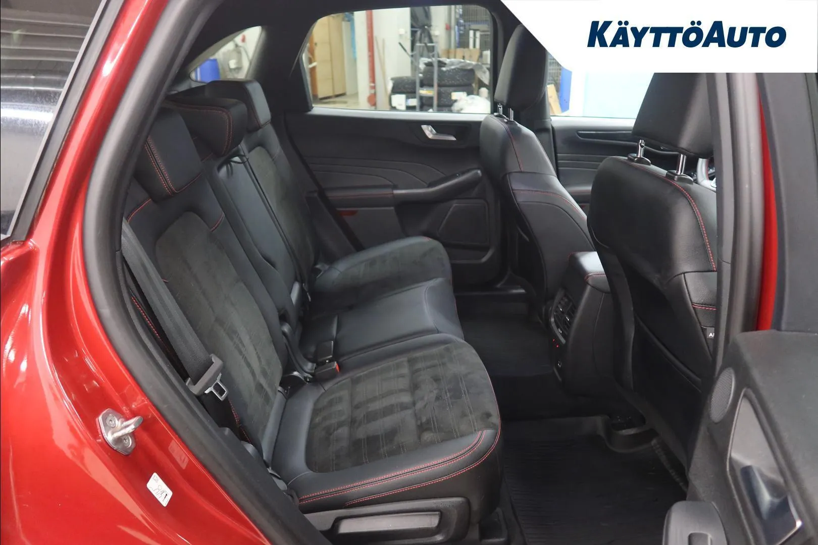 Ford Kuga CPV-883 carousel image