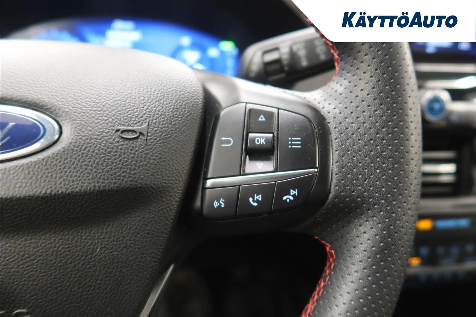 Ford Kuga CPV-883 carousel image