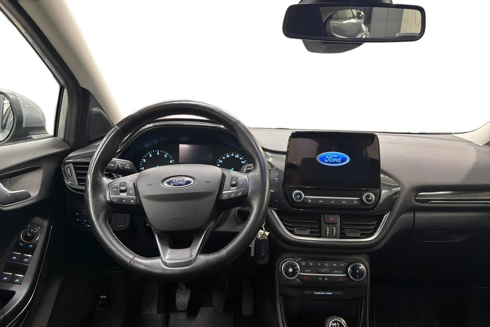 Ford Puma YLM-220 carousel image