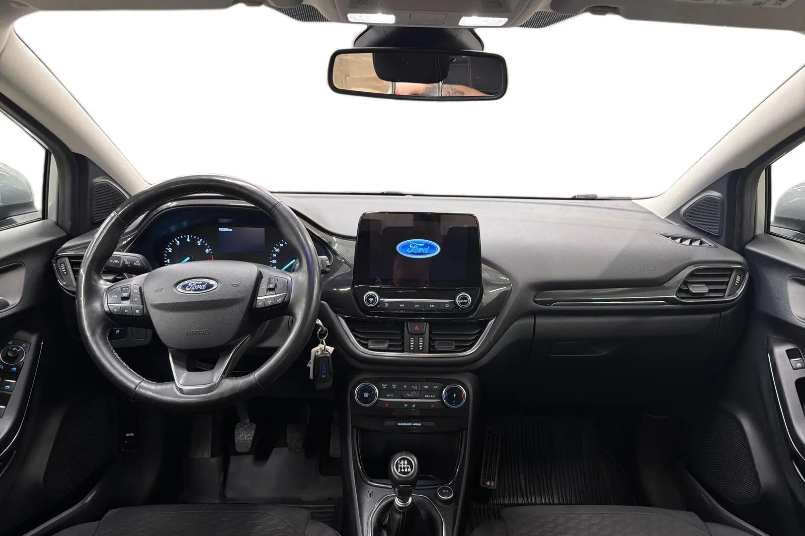 Ford Puma YLM-220 carousel image