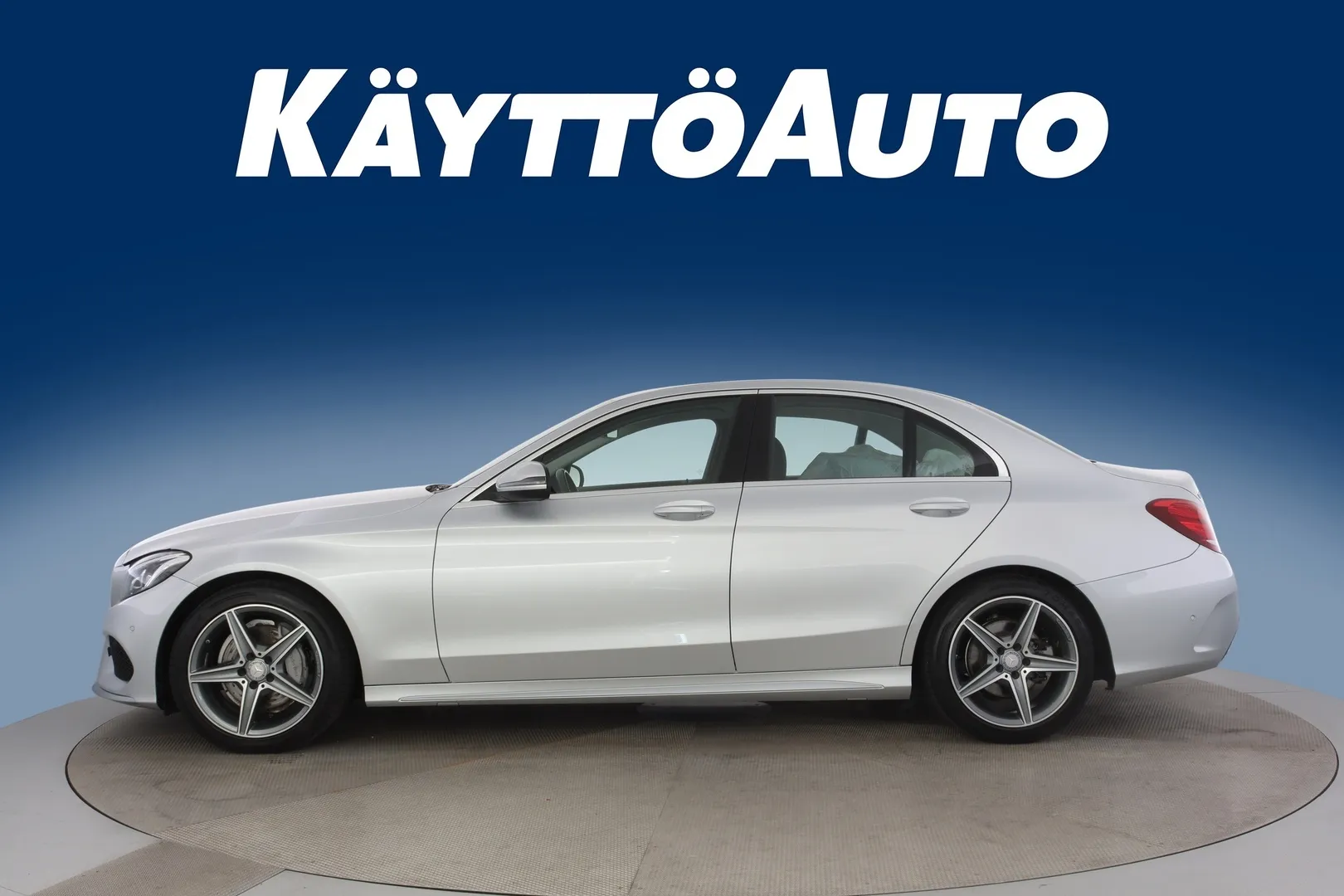 Mercedes-Benz C YJL-733 carousel image