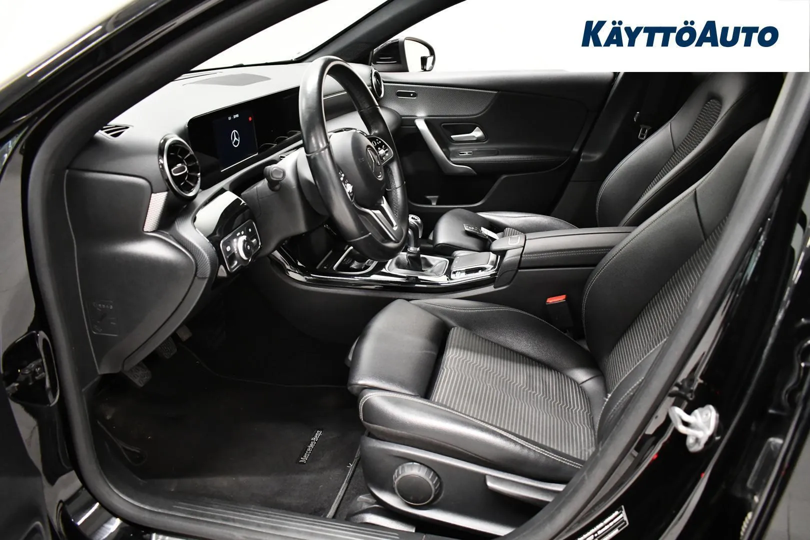 Mercedes-Benz A ZMO-489 carousel image