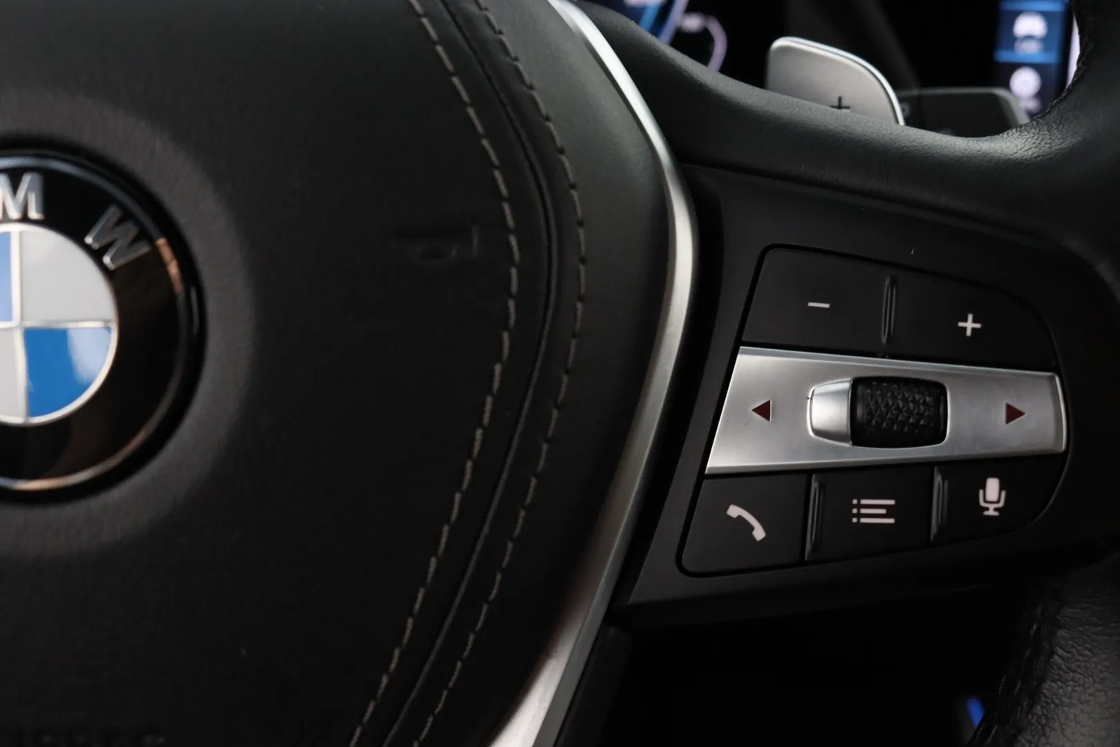 BMW X5 MYS-755 carousel image