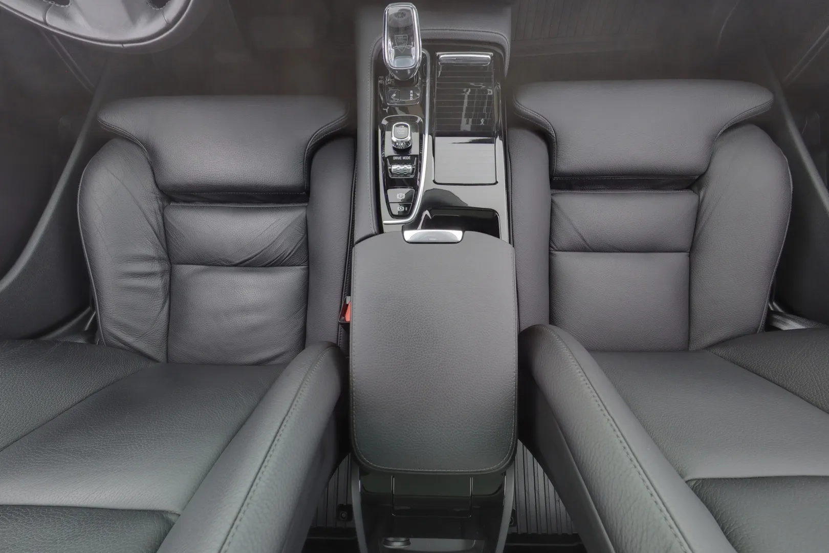 Volvo V90 SPA-152 carousel image