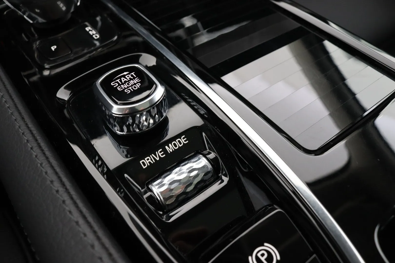Volvo V90 SPA-152 carousel image