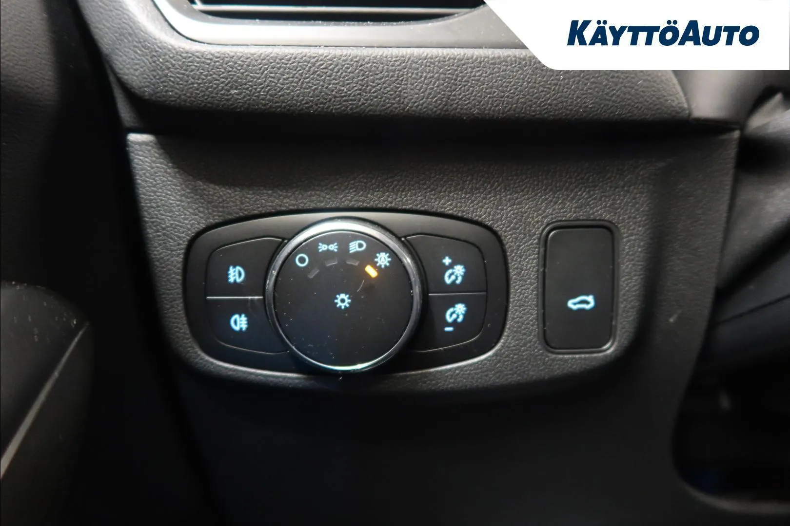 Ford Focus MOC-366 carousel image