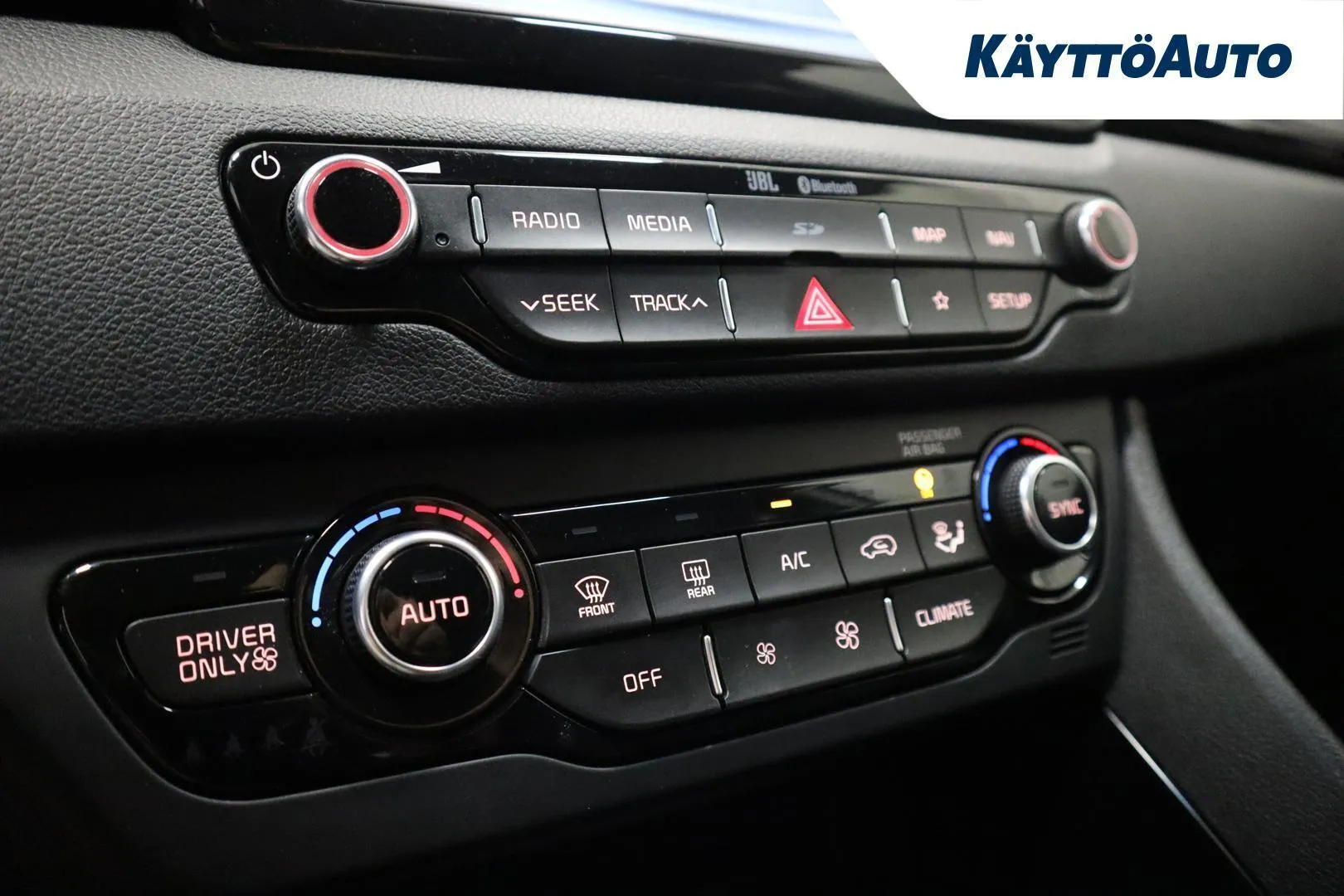 Kia Niro BVT-300 carousel image