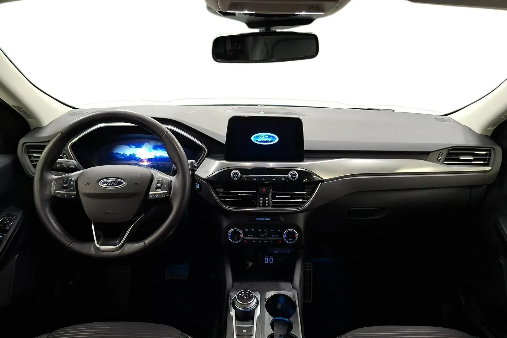 Ford Kuga MOK-208 carousel image