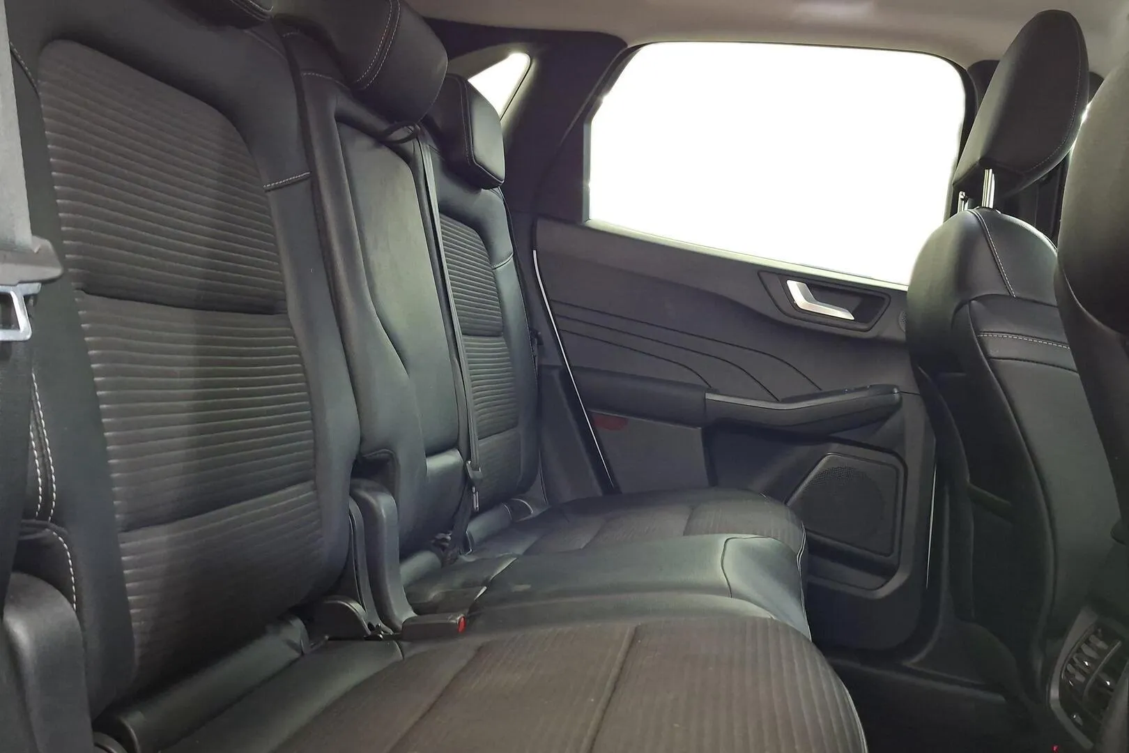 Ford Kuga MOK-208 carousel image