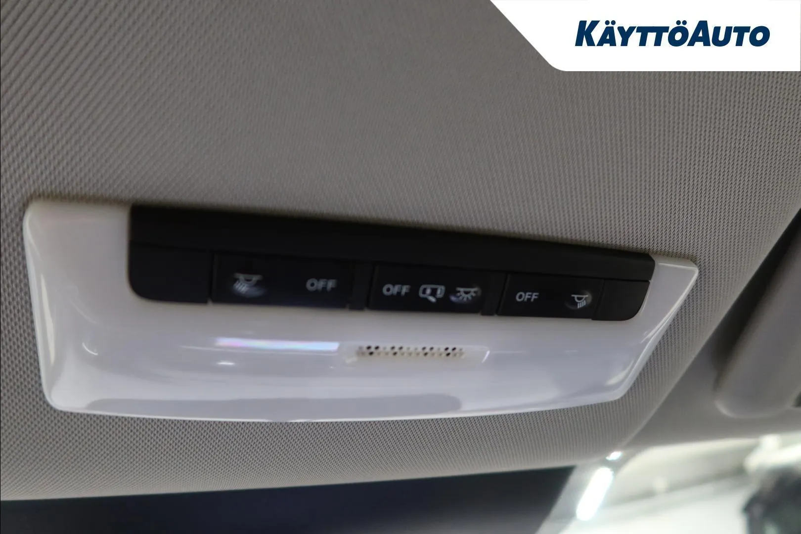 Nissan Leaf SOU-178 carousel image