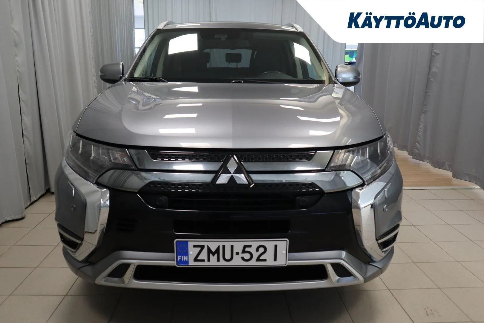 Mitsubishi Outlander PHEV ZMU-521 carousel image