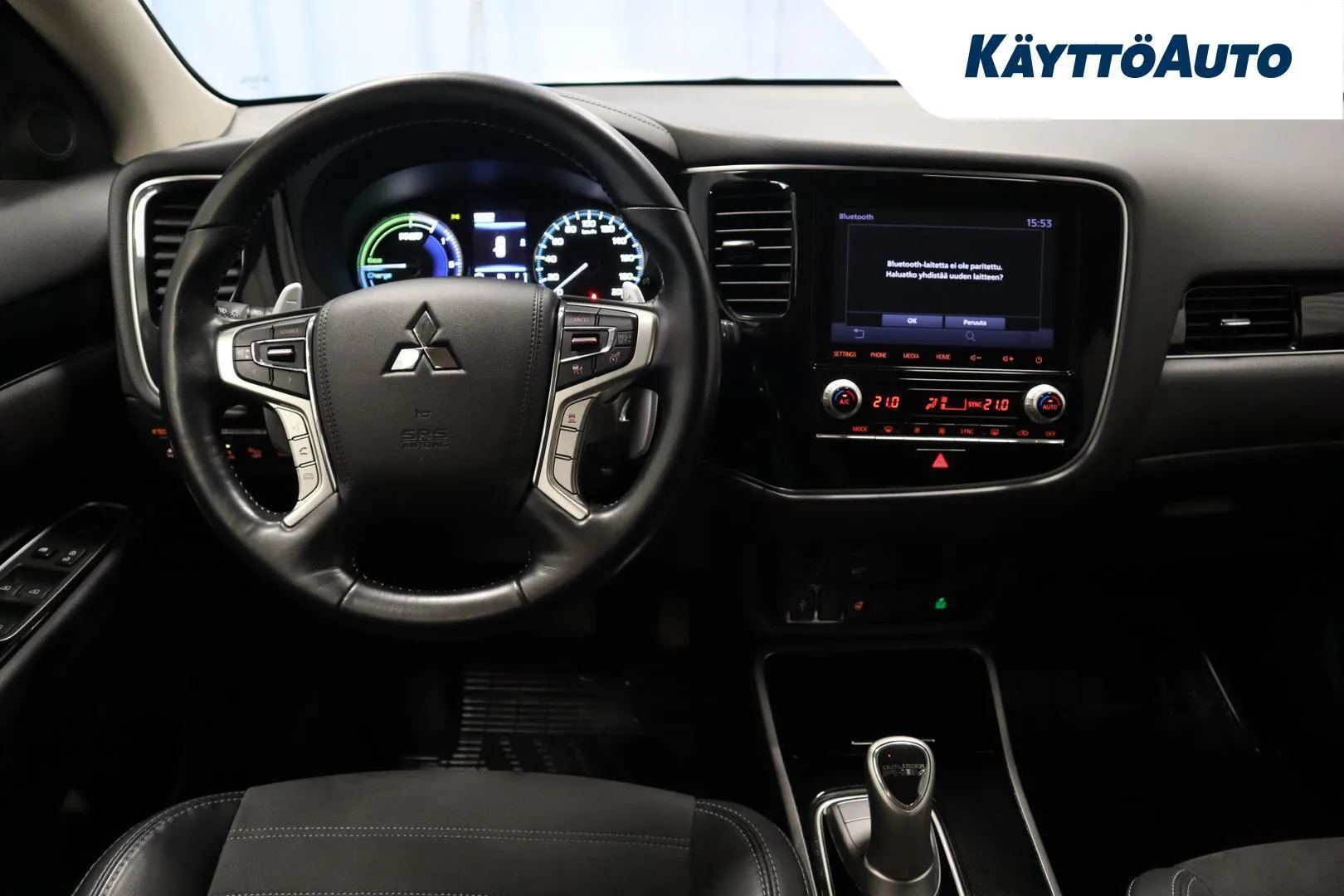 Mitsubishi Outlander PHEV ZMU-521 carousel image