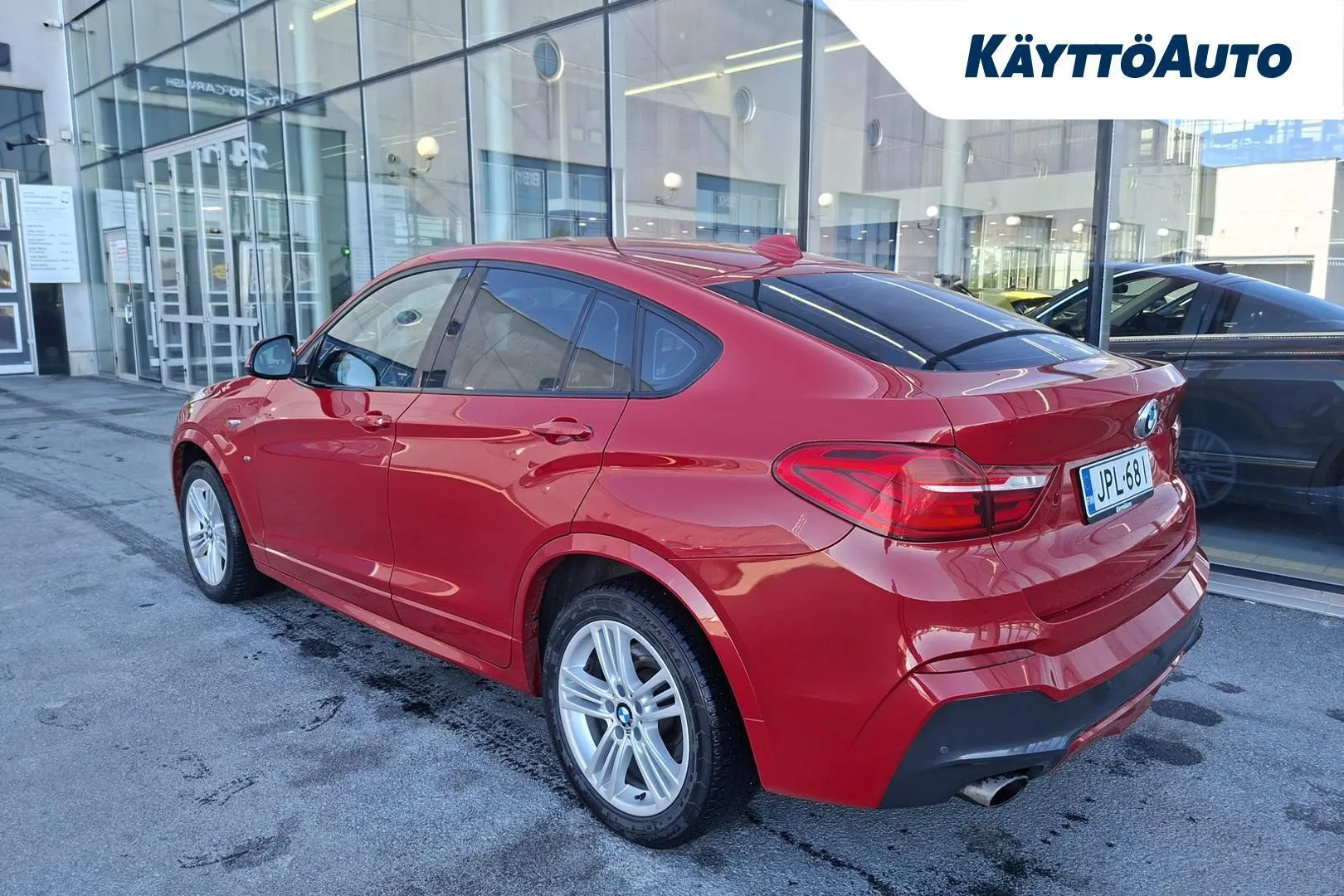 BMW X4 JPL-681 carousel image