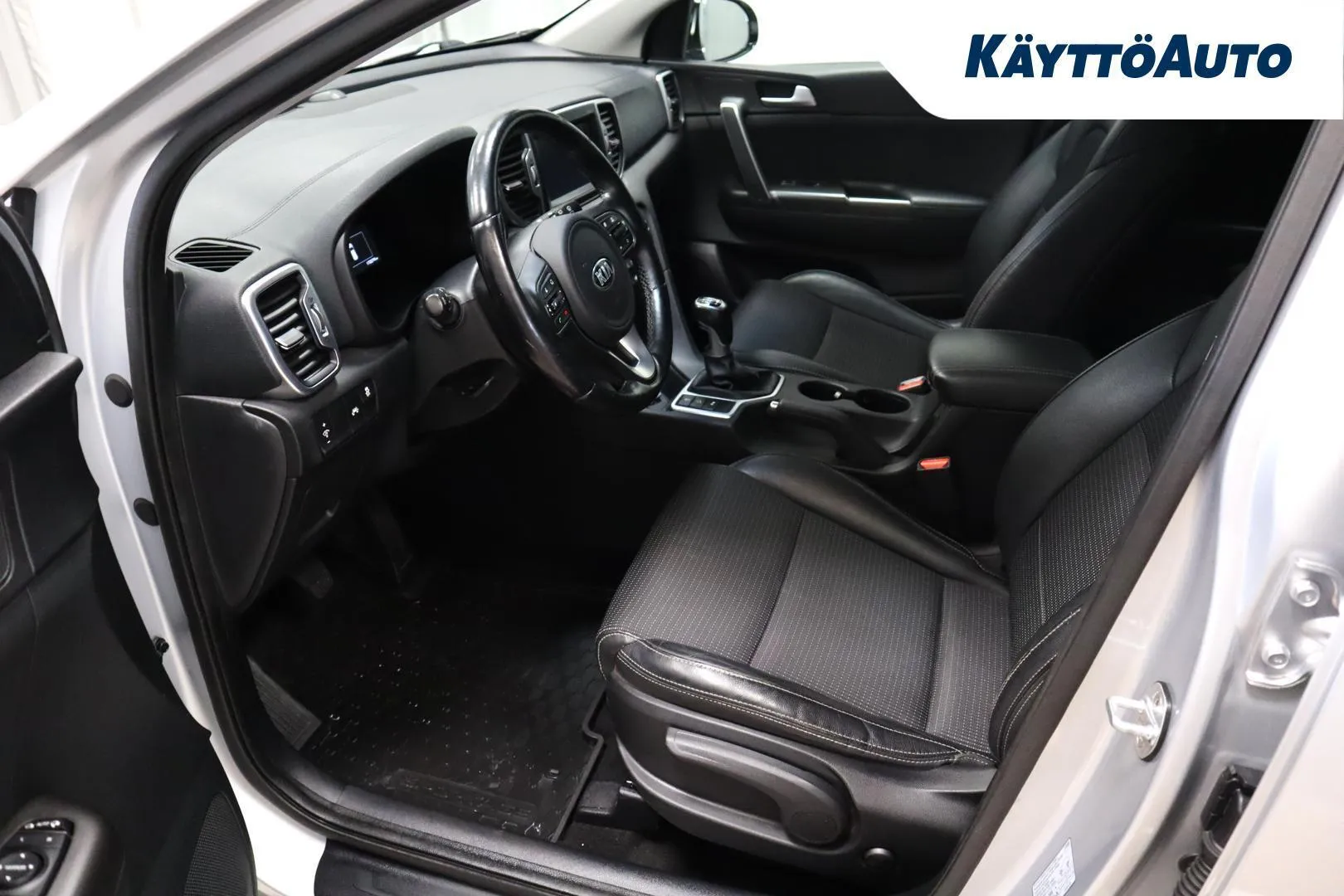 Kia Sportage EON-475 carousel image