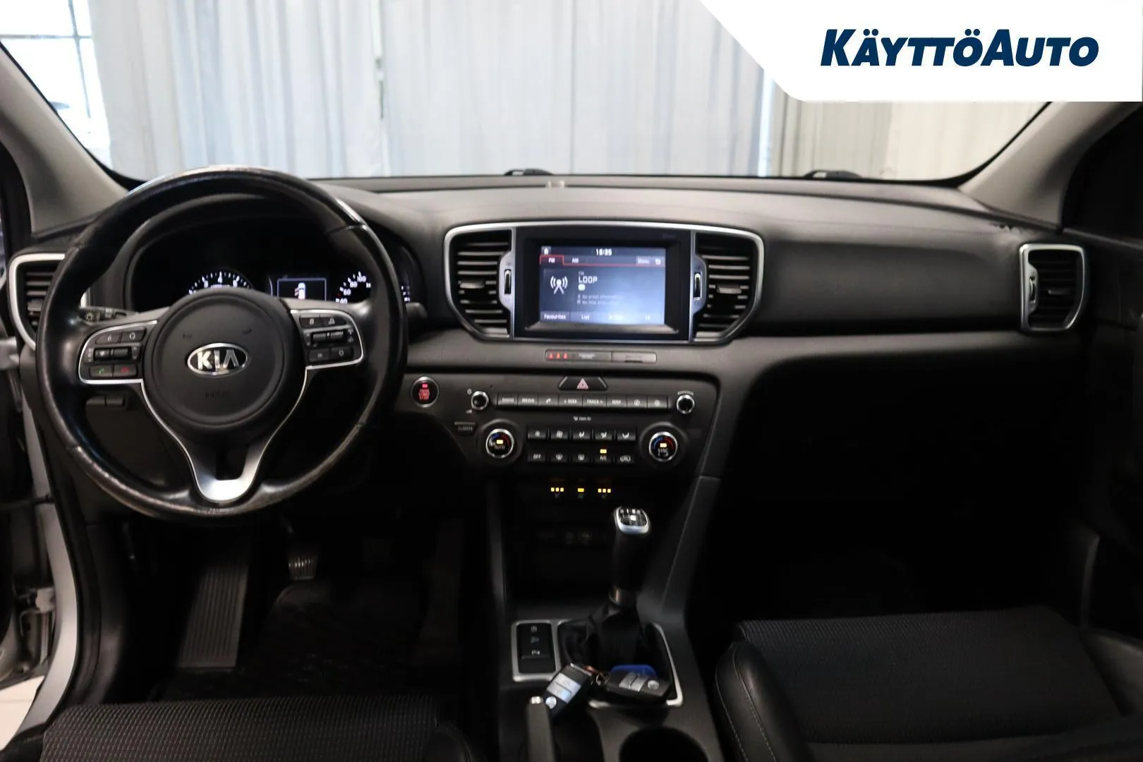 Kia Sportage EON-475 carousel image