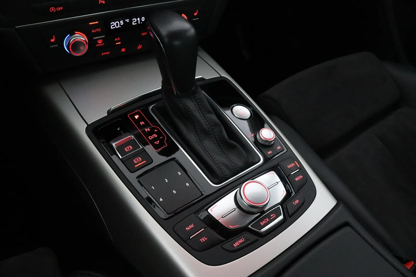 Audi A6 VZL-561 carousel image