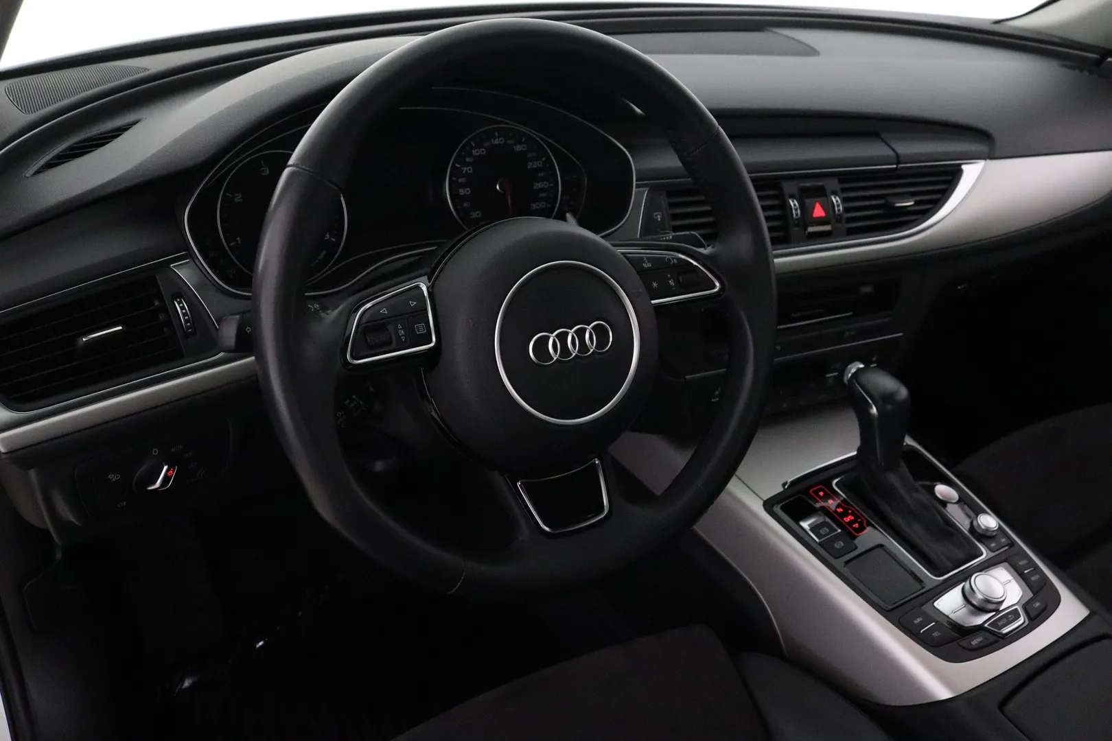 Audi A6 VZL-561 carousel image