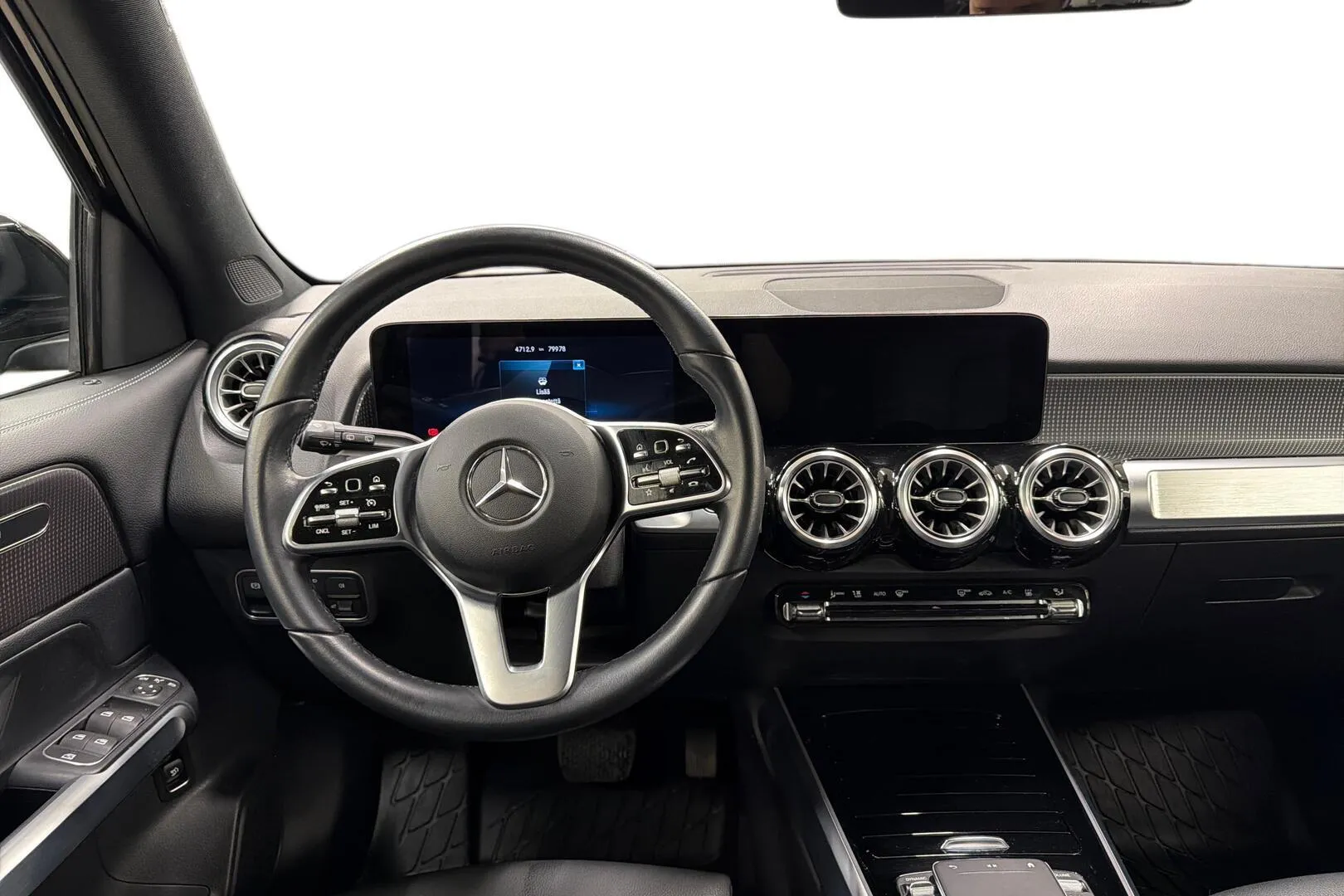 Mercedes-Benz EQB SOT-755 carousel image