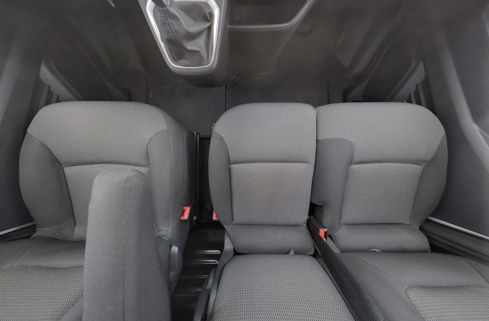 Renault Trafic JML-843 carousel image