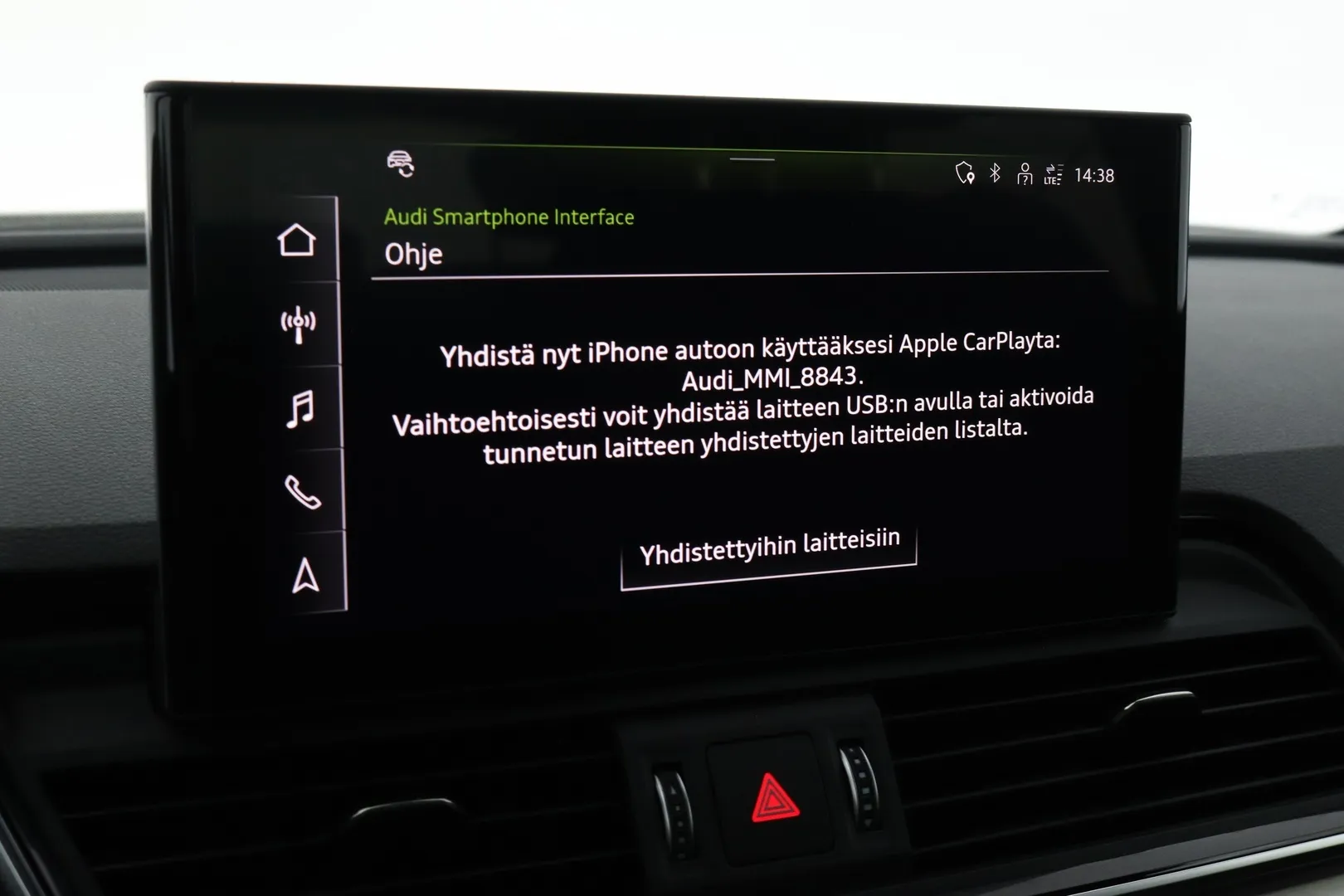 Audi Q5 YXM-335 carousel image