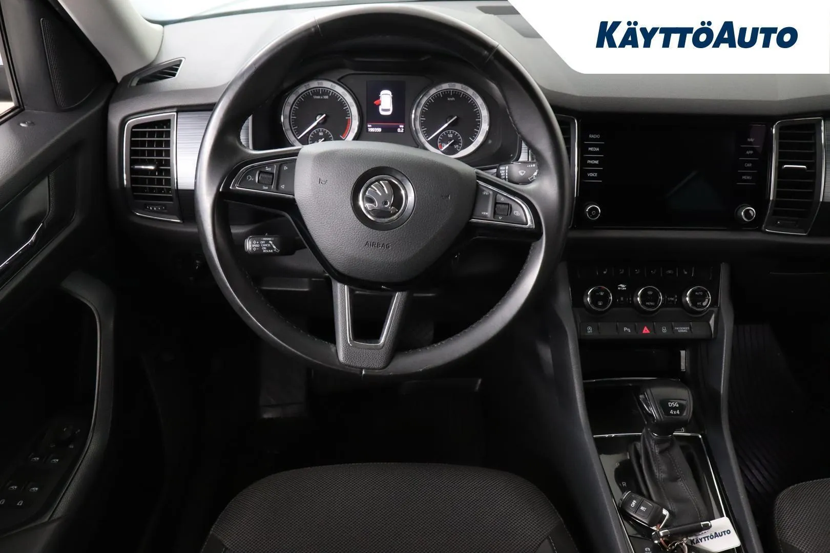 Skoda Kodiaq SRA-169 carousel image