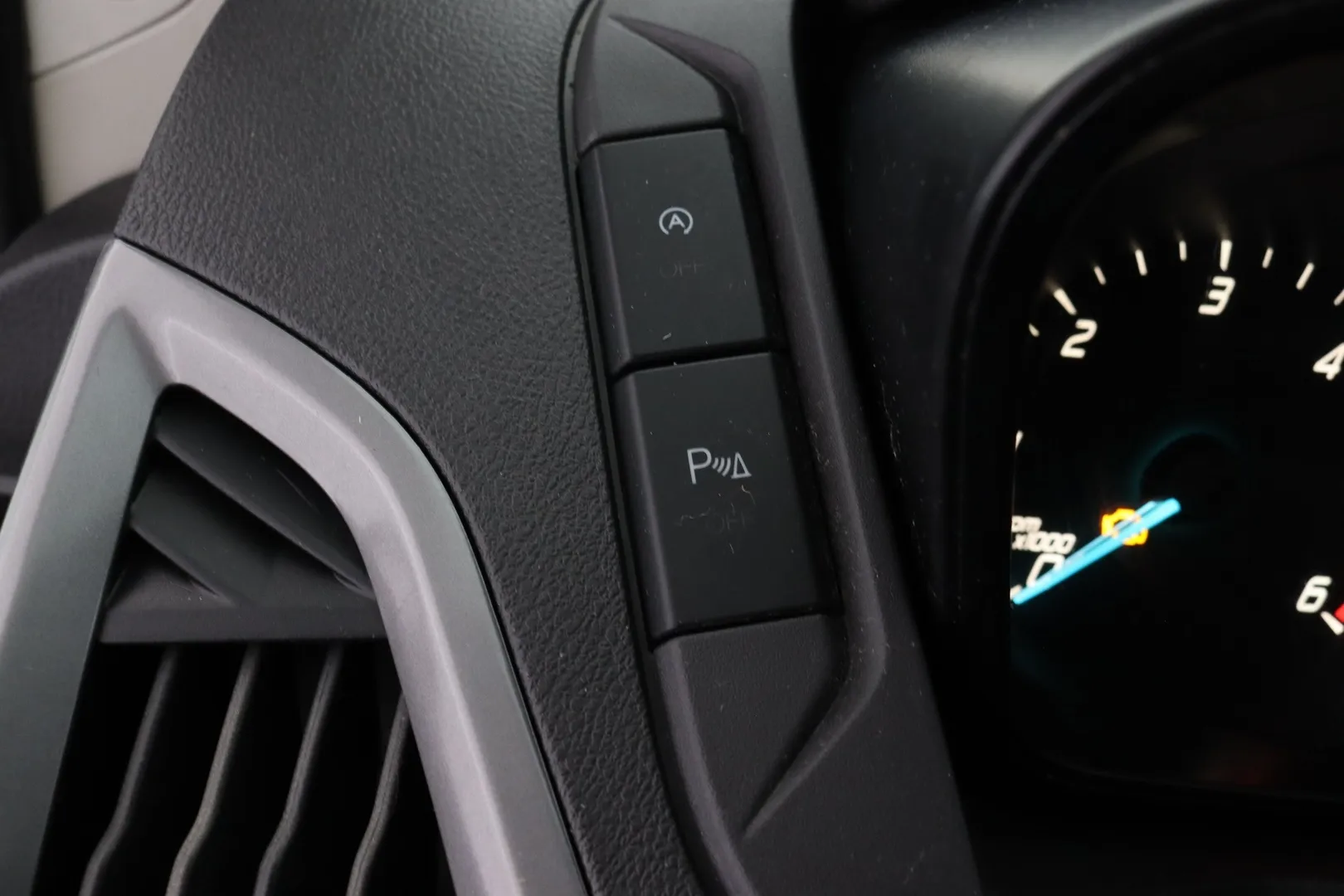 Ford TRANSIT CUSTOM GMM-409 carousel image