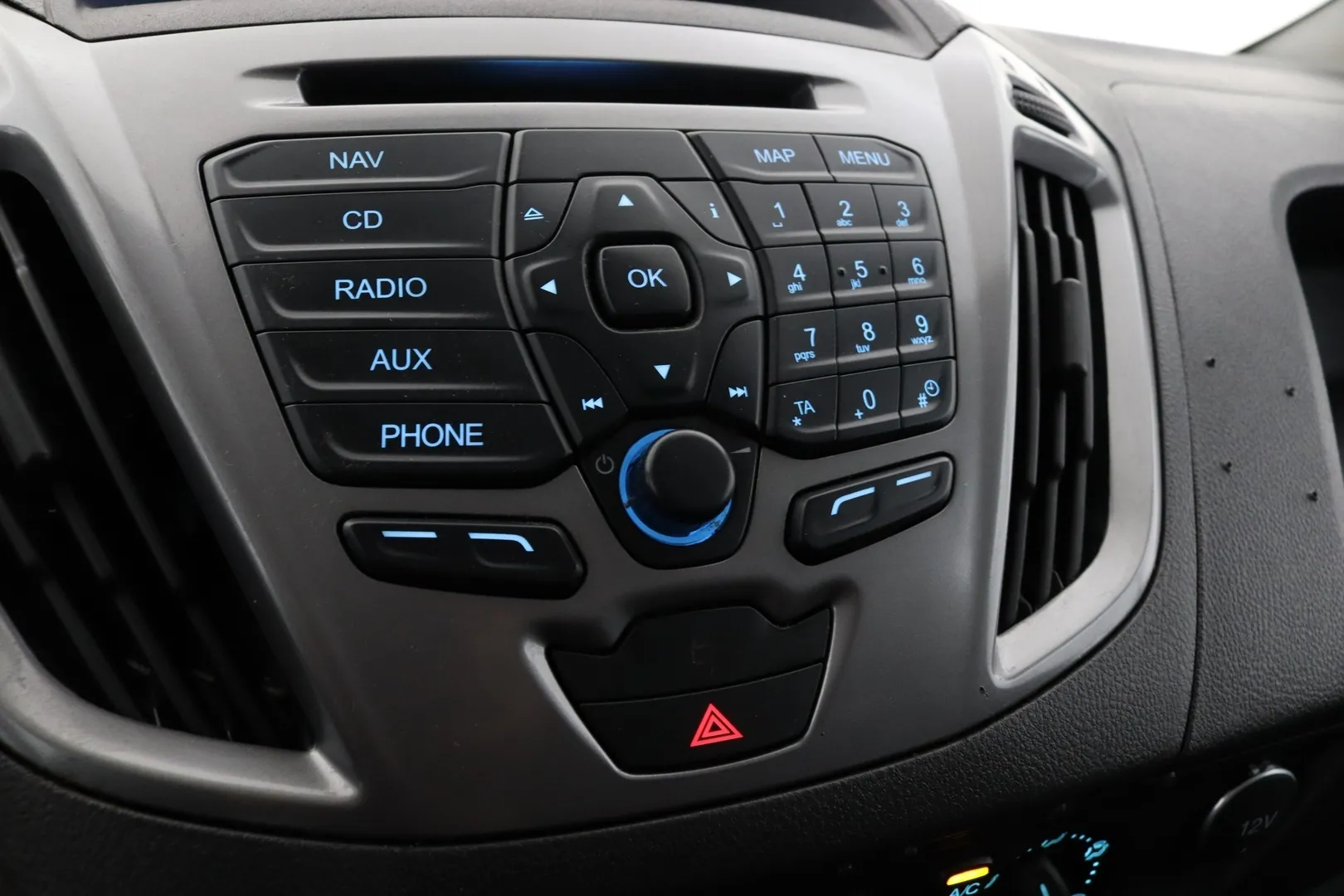 Ford TRANSIT CUSTOM GMM-409 carousel image