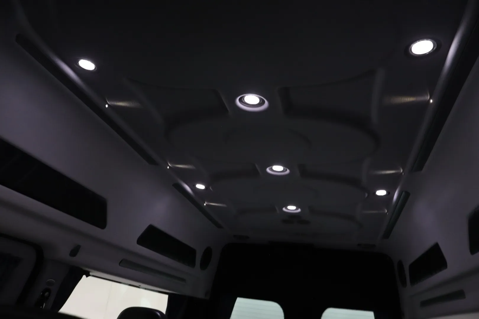 Ford TRANSIT CUSTOM GMM-409 carousel image