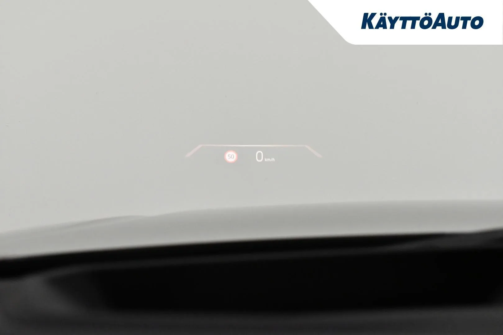 BMW i4 NMU-767 carousel image