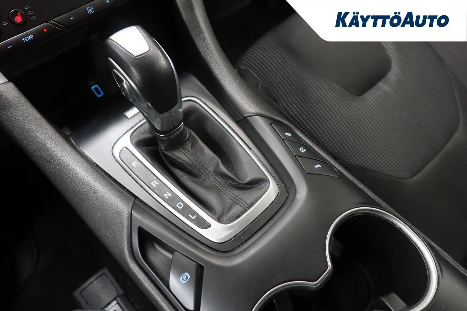 Ford Mondeo ZNK-642 carousel image