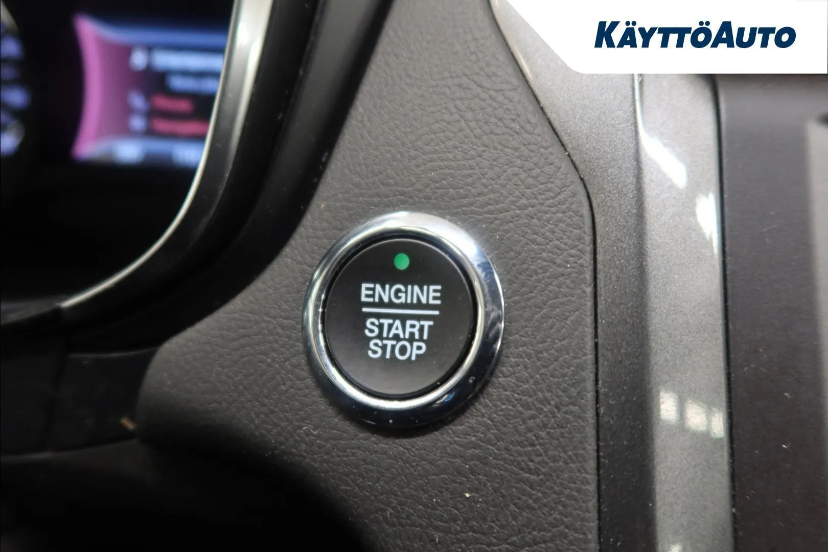 Ford Mondeo ZNK-642 carousel image