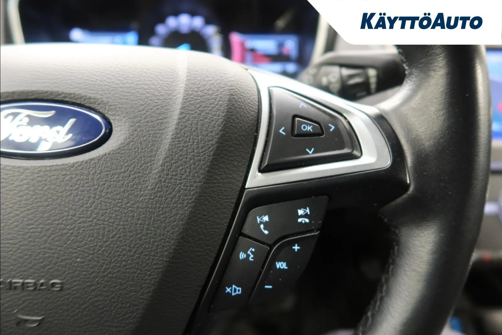 Ford Mondeo ZNK-642 carousel image