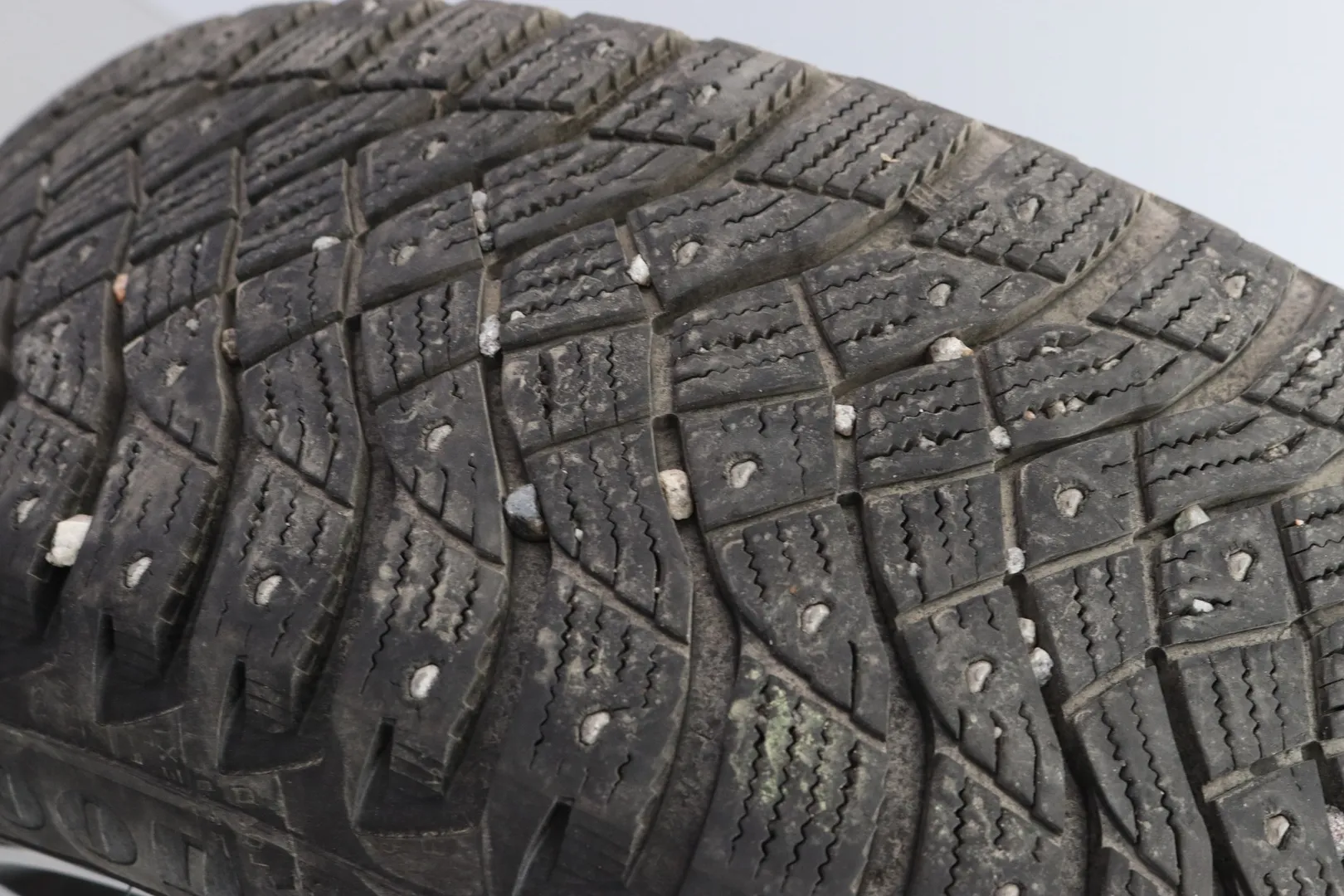 Renault Arkana EUE-836 carousel image